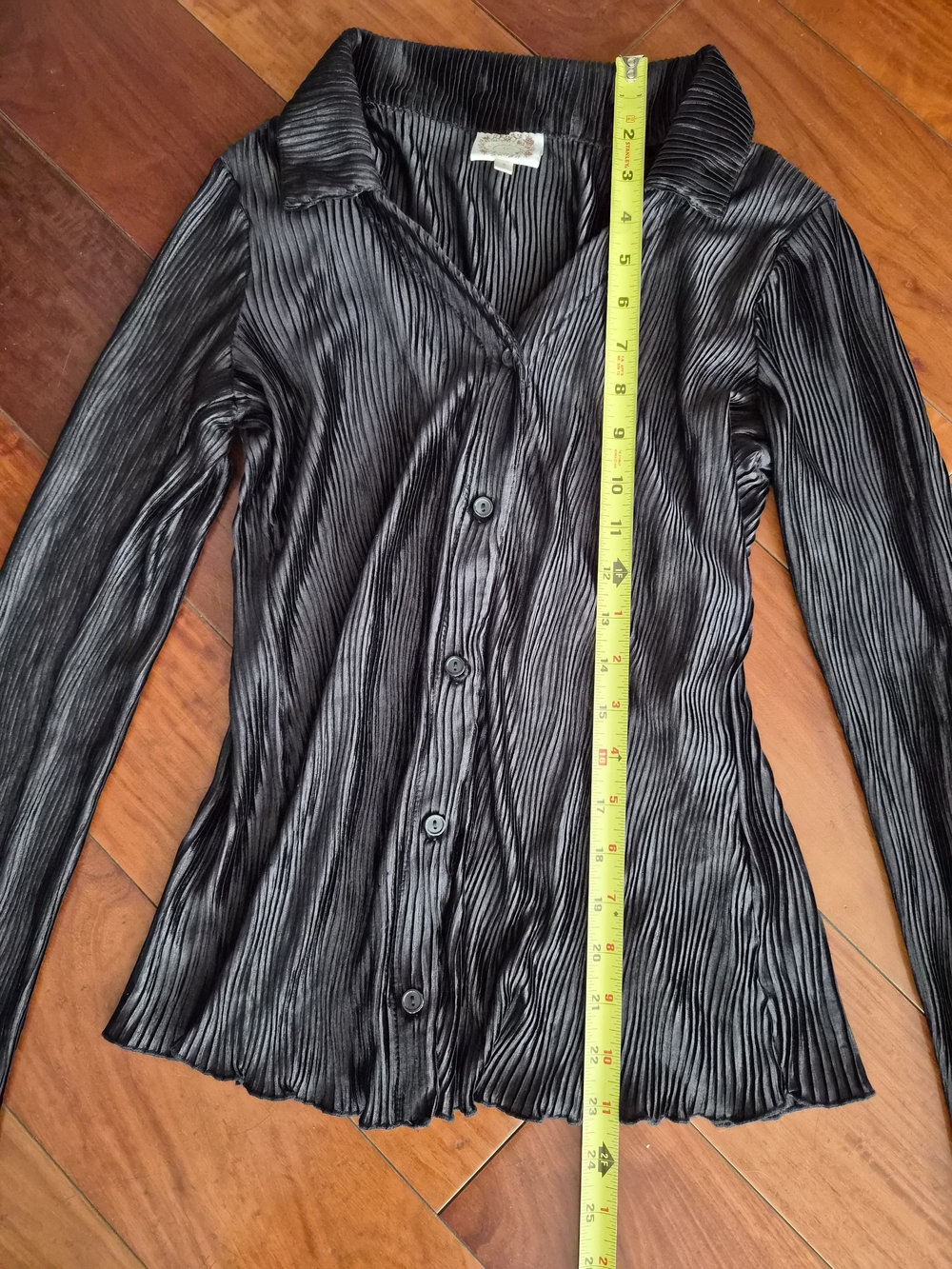 Pleated Button Down Long Sleeve Shirt Size S - Picture 8 of 13